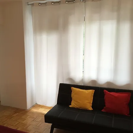 Jut Homestay Ljubljana