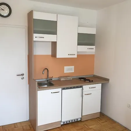 Jut Homestay Ljubljana