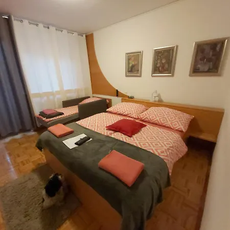 Jut Homestay * Ljubljana
